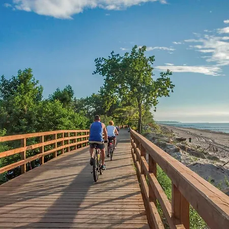 Gorgeous In Ustronie Morskie