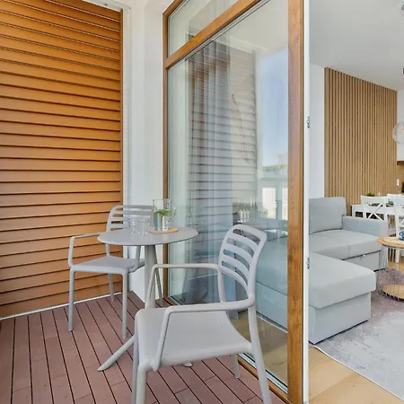 Gorgeous In Ustronie Morskie Ustronie Morskie